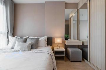 1 Bedroom For Sale in IDEO O2 Condominium, Bangna, Bangkok