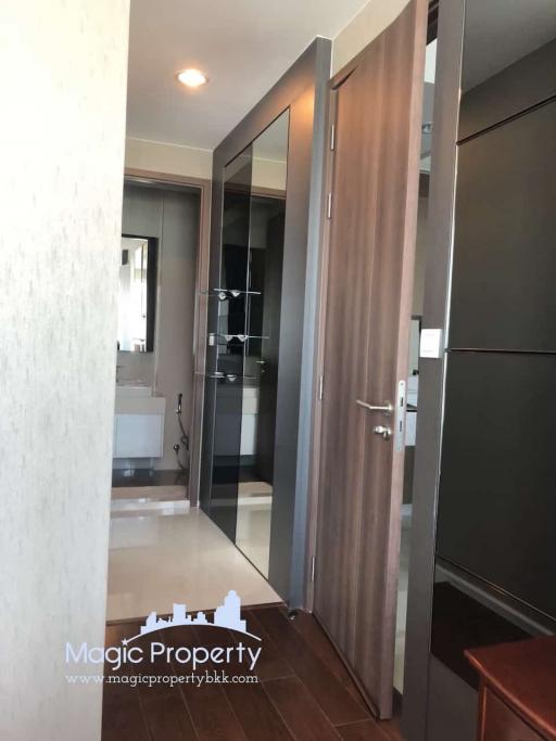 2 Bedroom Condominium For Sale in Menam Residences, wat phraya krai, Bang Kho Laem, Bangkok