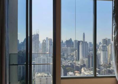 1 Bedroom Condominium For Sale in The Esse Asoke Condominium, Khlong Toei Nuea, Watthana, Bangkok