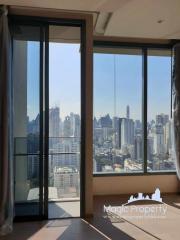 1 Bedroom Condominium For Sale in The Esse Asoke Condominium, Khlong Toei Nuea, Watthana, Bangkok