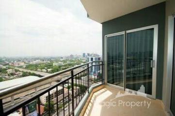 2 Bedroom Condominium for sale in Supalai Park Ekkamai - Thonglor, Bangkapi, Huai Khwang, Bangkok