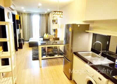 2 Bedroom Condo for Sale in Sky Walk Condominium, Phra Khanong Nuea, Watthana, Bangkok