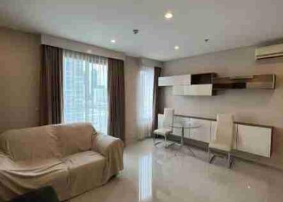 2 Bedrooms Condo For Sale in Villa Asoke Condominium, Makkasan, Bnagkok