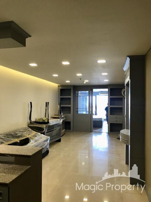 1 Bedroom Condo for Sale in State Tower, Silom, Bang Rak, Bangkok