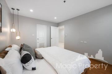 2 Bedroom Condo for Sale in The Waterford Diamond, Khlong Toei, Bangkok