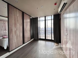 2 Bedroom For Sale in Park Origin Phrom Phong Condominium, Khlong Toei, Bangkok