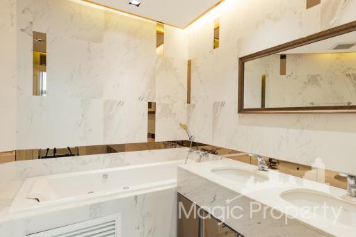 2 Bedroom Penthouse For Sale in Belle Grand Rama 9, Huai Khwang, Bangkok