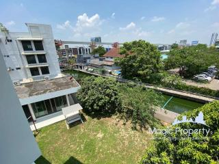 5 Bedrooms Single House For Sale in The Master Private Srinakarin, Nong Bon, Prawet, Bangkok