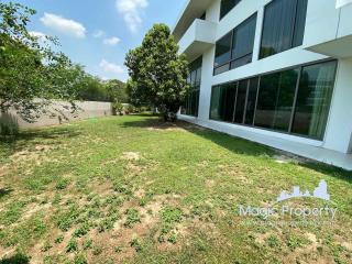 5 Bedrooms Single House For Sale in The Master Private Srinakarin, Nong Bon, Prawet, Bangkok