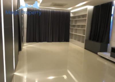 4 Bedrooms Single House For Sale in Grand Crystal Village, Nuan chan, Beung kum, Bangkok