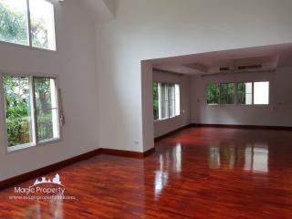 5 Bedrooms Single House For Sale in Nichada Thani Village, Pak Kret, Nonthaburi