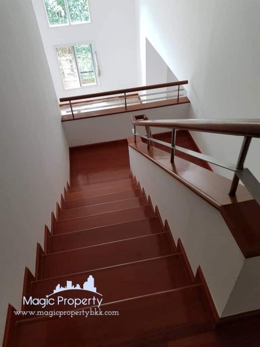 5 Bedrooms Single House For Sale in Nichada Thani Pak kret, Bang Talat, Nonthaburi