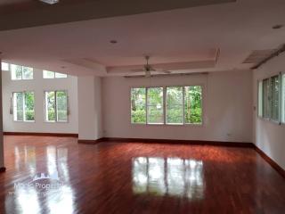 5 Bedrooms Single House For Sale in Nichada Thani Village, Pak Kret, Nonthaburi