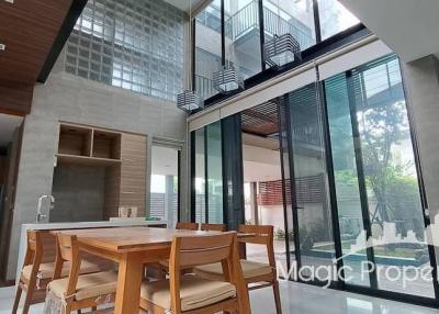 4 Bedroom Single House For Sale in Soi Phahon Yothin 8, Phaya Thai, Bangkok