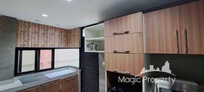 4 Bedrooms Single House For Sale in Soi Phahon Yothin 8, Samsen Nai, Phaya Thai, Bangkok