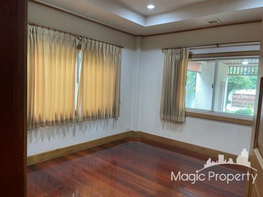 5 Bedroom Single House For Sale on Krung Thep Kritha Rd, Saphan Sung, Bangkok