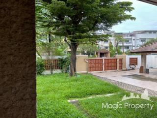 5 Bedroom Single House For Sale on Krung Thep Kritha Rd, Saphan Sung, Bangkok