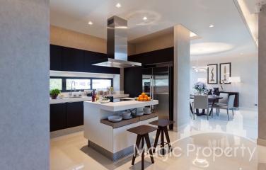 4 Bedroom Single house for Sale in Parc Priva, Huai Khwang, Bangkok