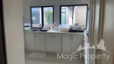 3 Bedrooms Single house for Sale in The Plam Patthanakarn, Bangkok