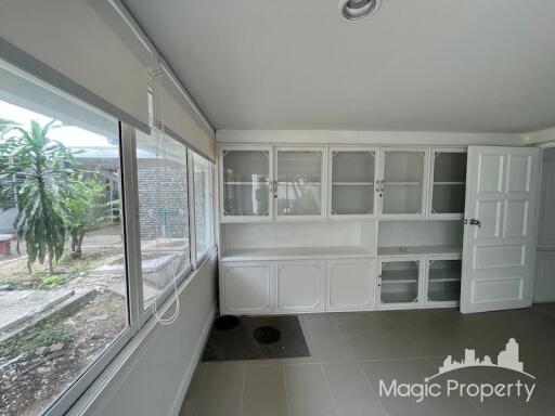 4 Bedrooms Ekkamai House For Rent, Khlong Tan Nuea, Watthana, Bangkok