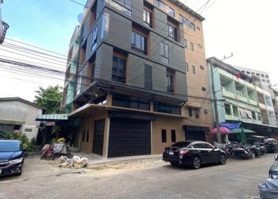 6 Storey Building For Sale at Rama 4, Khlong Toei, Bangkok