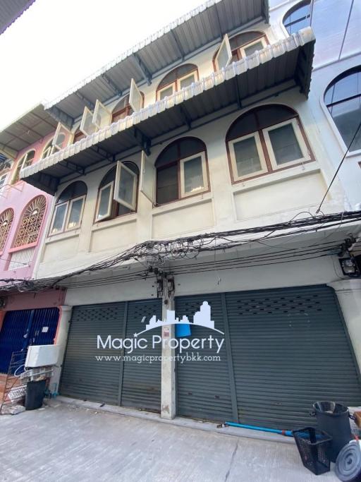 Commercial Building For Sale at Soi Sukhumvit 38(Saen Sabai8), Khlong Toei, Bangkok