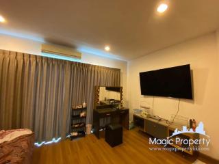 Home Office for Sale in The Enterprize Park, Bang Kaeo, Samut Prakan