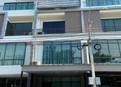 Home Office for Sale in The Enterprize Park, Bang Phli, Samut Prakan