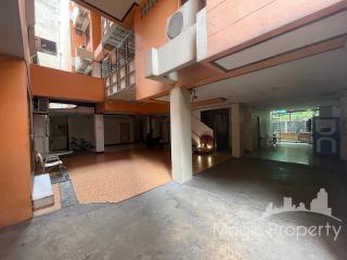 4 Floors Commercial Building For Sale on Din Daeng Rd, Din Daeng, Bangkok