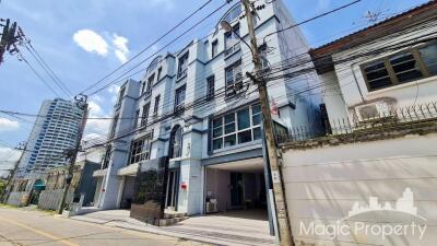 Commercial Building For Sale on Ratchadaphisek Rd, Chan Kasem, Bangkok