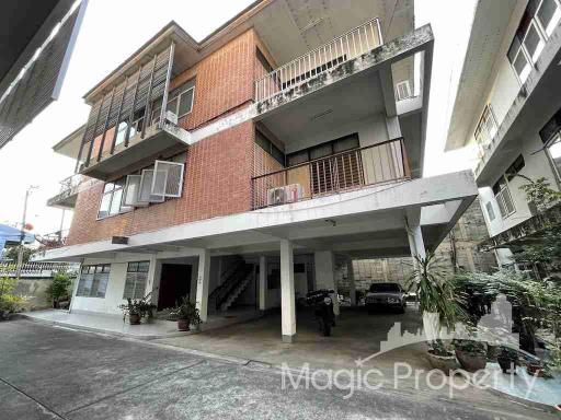 Building For Sale in Thong lor 20, Khlong Tan Nuea, Watthana, Bangkok