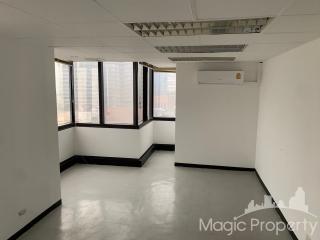 Office Space in United Tower Thonglor For Rent, Khlong Tan Nuea, Watthana, Bangkok