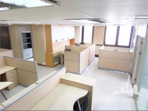 Office Space in Green Tower For Rent, Rama 4, Khlong Toei, Bangkok