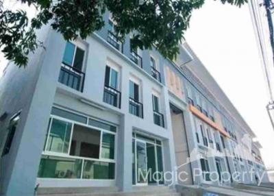 Mini Factory & Warehouse Usable Area 868 Sqm For Rent in Bangsao Thong