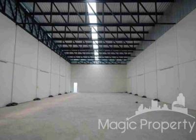 Mini Factory & Warehouse Usable Area 868 Sqm For Rent in Bangsao Thong