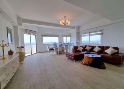 1 Bedroom Condo in Grand View Condo Na Jomtien C010826