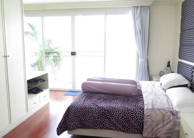 For RENT : SCC Residence / 2 Bedroom / 3 Bathrooms / 240 sqm / 55000 THB [R11738]