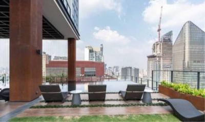 2 Bedrooms 2 Bathrooms Size 86sqm. Lofts Asoke for Rent 75,000 THB for Sale 19.2mTHB