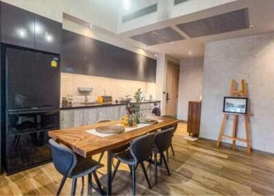 2 Bedrooms 2 Bathrooms Size 86sqm. Lofts Asoke for Rent 75,000 THB for Sale 19.2mTHB