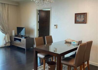 2 Bedrooms 2 Bathrooms Size 105sqm. Watermark Chaophraya River for Rent 45,000 THB