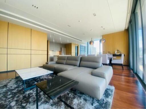 3 bedrooms 5 bathrooms size 180sqm. Marque Sukhumvit for Sale 80mTHB