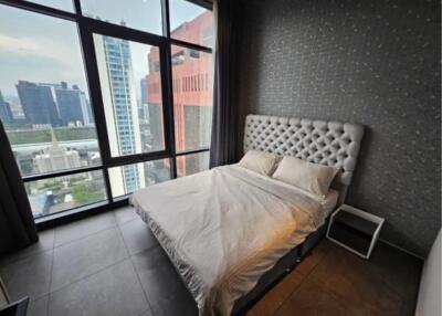 2 Bedrooms 2 Bathrooms Size 89sqm. The Lofts Asoke for Rent 68,000 THB