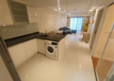 2 Bedrooms 2 Bathrooms Size 67.81sqm. Le Nice Ekamai for Rent 35,000 THB for Sale 6.8mTHB