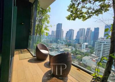 3 bedrooms 2 bathrooms size 130sqm. Siamese Exclusive 31 for Rent 100,000 THB