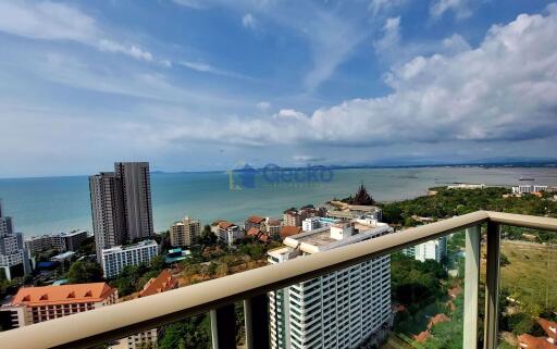 1 Bedroom Condo in The Riviera Wong Amat Beach Wongamat C009693