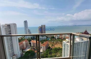 1 Bedroom Condo in The Riviera Wong Amat Beach Wongamat C009693