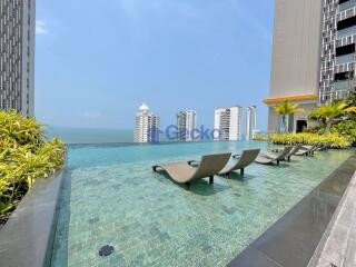 1 Bedroom Condo in The Riviera Wong Amat Beach Wongamat C009693