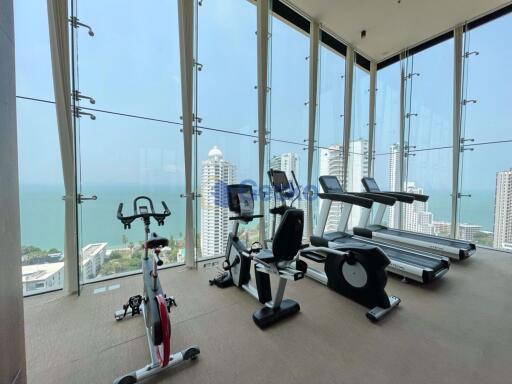 1 Bedroom Condo in The Riviera Wong Amat Beach Wongamat C009693