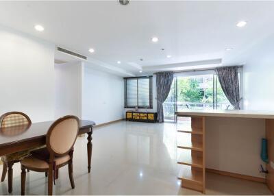Selling: 2 Bedroom  Exquisite Urban Living: Corner Unit with Serene Green Views in Prime Bangkok Location. - 920071054-350
