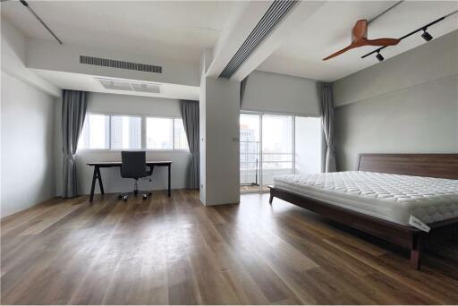 For sale modern style duplex 1 bedroom at Thonglor Tower - 920071001-10973